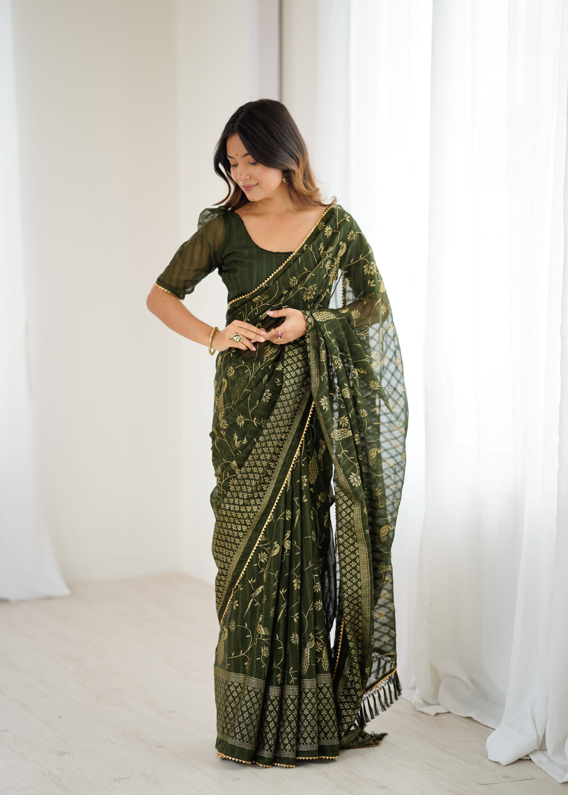 Beautiful Georgette Saree for Women with Foil Work and Small Lace
